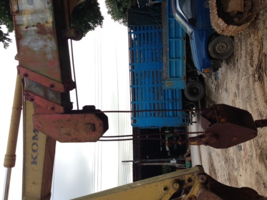 ขายเครนติดรถ Unic2.5ตัน 3ปลอก