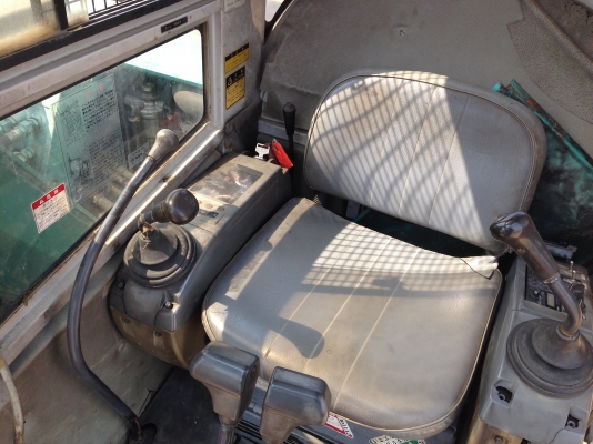 ขายรถแบคโฮ KOBELCO SK 75 UR มีVDOครับ รถนอกนำเข้าจากญี่ปุ่นแท้ สวยมากๆแทร็คยางเต็ม ปั้มนิ้ว คอลโทรลสั้น ขายรถแบคโฮ KOBELCO SK 75 UR มีVDOครับ รถนอกนำเข้าจากญี่ปุ่นแท้ สวยมากๆแทร็คยางเต็ม ปั้มนิ้ว คอลโทรลสั้น