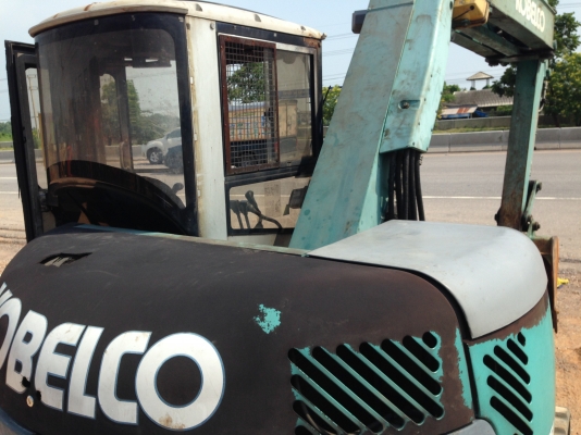 ขายรถแบคโฮ KOBELCO SK 75 UR มีVDOครับ รถนอกนำเข้าจากญี่ปุ่นแท้ สวยมากๆแทร็คยางเต็ม ปั้มนิ้ว คอลโทรลสั้น ขายรถแบคโฮ KOBELCO SK 75 UR มีVDOครับ รถนอกนำเข้าจากญี่ปุ่นแท้ สวยมากๆแทร็คยางเต็ม ปั้มนิ้ว คอลโทรลสั้น