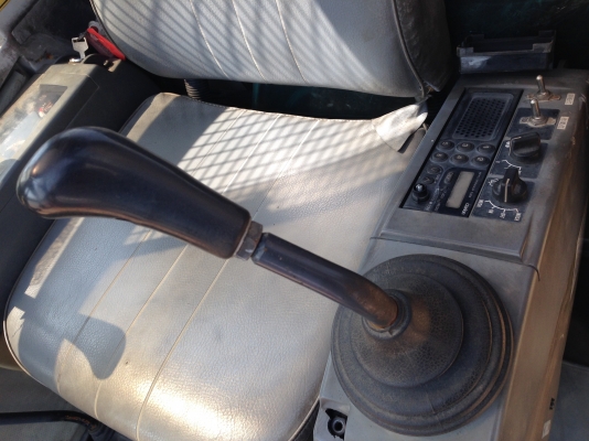 ขายรถแบคโฮ KOBELCO SK 75 UR มีVDOครับ รถนอกนำเข้าจากญี่ปุ่นแท้ สวยมากๆแทร็คยางเต็ม ปั้มนิ้ว คอลโทรลสั้น ขายรถแบคโฮ KOBELCO SK 75 UR มีVDOครับ รถนอกนำเข้าจากญี่ปุ่นแท้ สวยมากๆแทร็คยางเต็ม ปั้มนิ้ว คอลโทรลสั้น