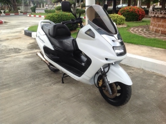 Yamaha majesty 250 y2000 ลดราคาวันหยุด