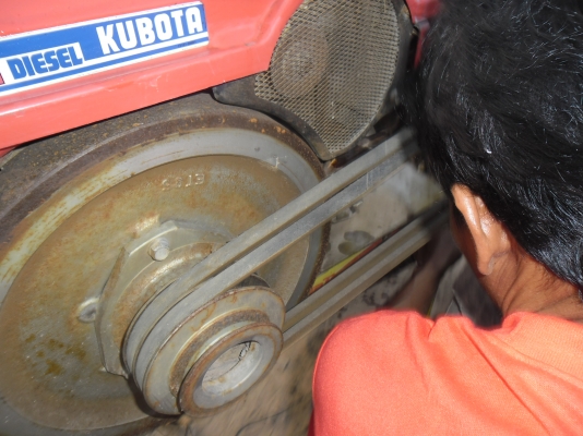 สยามคูโบต้าNC131ตัวนูน ลายสายรุ้ง+คูโบต้าET95ตัวนูนกระป๋องฟ้า สยามคูโบต้าNC131ตัวนูน ลายสายรุ้ง+คูโบต้าET95ตัวนูนกระป๋องฟ้า