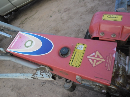 สยามคูโบต้าNC131ตัวนูน ลายสายรุ้ง+คูโบต้าET95ตัวนูนกระป๋องฟ้า สยามคูโบต้าNC131ตัวนูน ลายสายรุ้ง+คูโบต้าET95ตัวนูนกระป๋องฟ้า