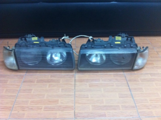 ไฟหน้า E36 VRS import auto part