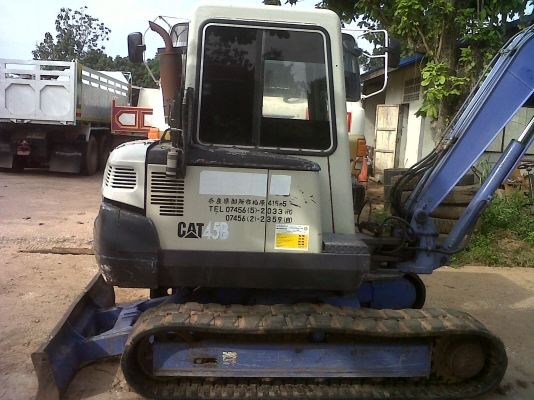 ขายCAT 45B เก่านอก 1ปี สภาพสวยพร้อมใช้ ติดต่อได้ที่คุณอ๊อฟ พิจิตร 086-737-9991