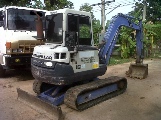 ขายCAT 45B เก่านอก 1ปี สภาพสวยพร้อมใช้ ติดต่อได้ที่คุณอ๊อฟ พิจิตร 086-737-9991