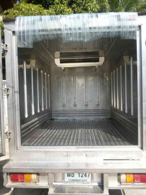 ขายรถตู้เย็น สภาพดี ทำอุณหภูมิ-10 องศา ตู้ได้มาตราฐาน