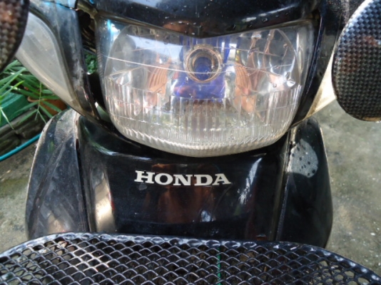 ขายรถมอไซต์ HONDA WAVE Z สีดำ เครื่อง100cc แน่นๆปี 2546 ,มีคลัช สภาพแต่ง