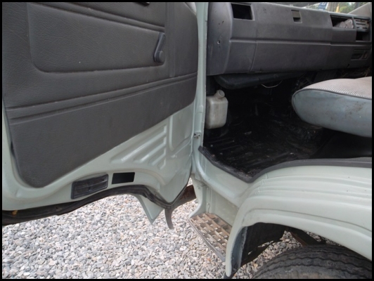 ขายด่วน รถบรรทุก 6 ล้อ HINO FC2W  120 แรง ซุบเปอร์เสี่ย รถห้างแท้ ช่วงยาว รถสภาพสวย พร้อมใช้ ราคาสุดคุ้ม