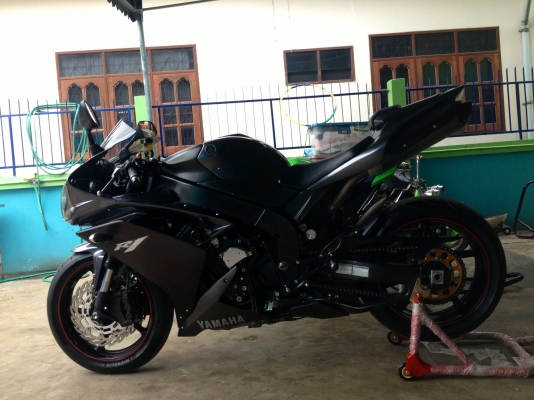 Yamaha r1 2007 ทะเบียนโอนนอก 285,000พร้อมจัดโอน