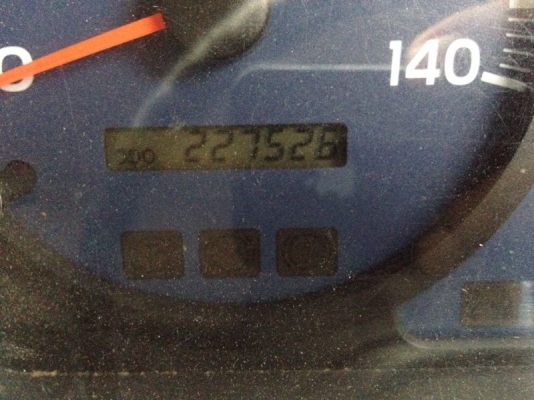 รถฮีโน่ 6 ล้อดั้ม FC4J  150 แรงม้า ปี 52  รถวิ่ง 22x,xxx กม.  สนใจติดต่อ 081 - 6079515