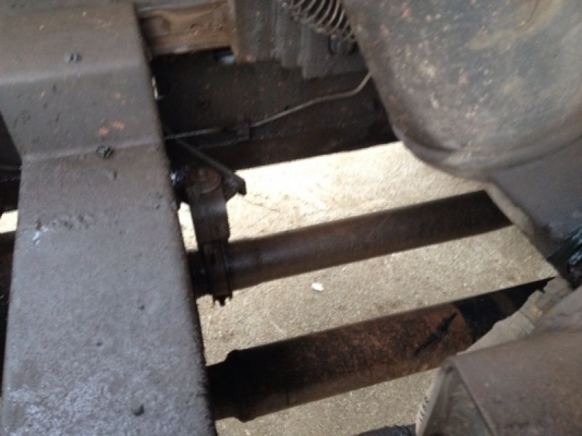 รถฮีโน่ 6 ล้อดั้ม FC4J  150 แรงม้า ปี 52  รถวิ่ง 22x,xxx กม.  สนใจติดต่อ 081 - 6079515