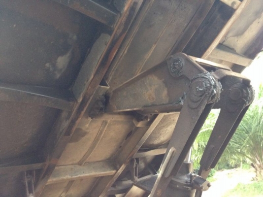 รถฮีโน่ 6 ล้อดั้ม FC4J  150 แรงม้า ปี 52  รถวิ่ง 22x,xxx กม.  สนใจติดต่อ 081 - 6079515