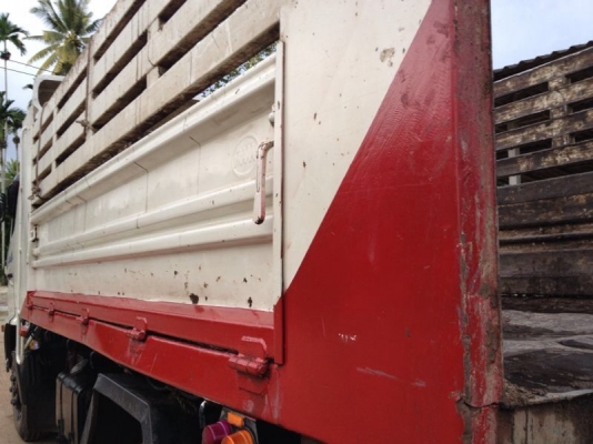 รถฮีโน่ 6 ล้อดั้ม FC4J  150 แรงม้า ปี 52  รถวิ่ง 22x,xxx กม.  สนใจติดต่อ 081 - 6079515