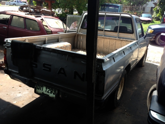 DATSUN 720 เครื่อง เบนซิน สภาพเดิม ๆ มีแอร์ รถวิ่งได้สบาย DATSUN 720 เครื่อง เบนซิน สภาพเดิม ๆ มีแอร์ รถวิ่งได้สบาย