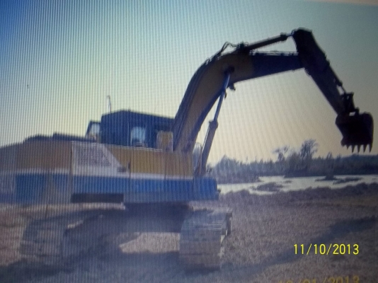 ขายแบคโฮCOBELCOรุ่น200 MARK 1เครื่องมิตซูบิชิ  6D16 อยู่จ.ศรีสะเกษ