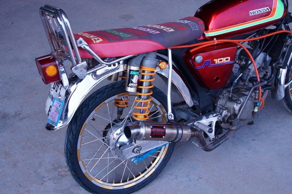 ขาย SUZUKI A 100 เครื่อง HONDA โซนิค ทะเบียน เล่ม เครื่อง โครง ออกใบซื้อขายให้ ครับ รถสวยสภาพตาม รูปเลยครับ ขาย SUZUKI A 100 เครื่อง HONDA โซนิค ทะเบียน เล่ม เครื่อง โครง ออกใบซื้อขายให้ ครับ รถสวยสภาพตาม รูปเลยครับ