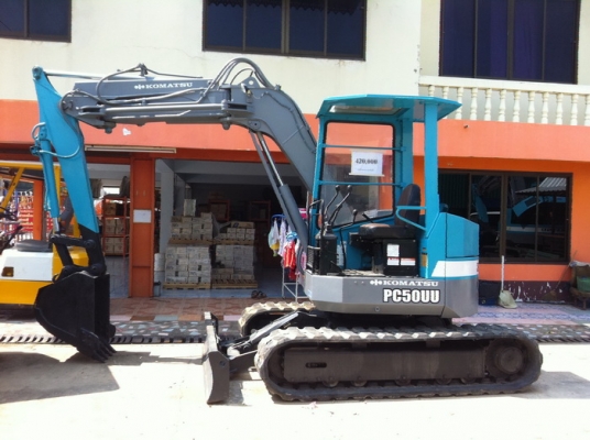 ขาย รถขุด KOMATSU PC50UU-1  เก่านอก จัดไฟแนนท์ได้