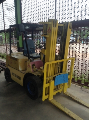 โฟร์คลิฟต์ Mitsubishi. ยกสูง5เมตร เครื่องเบนซิน สภาพสวย 130,000