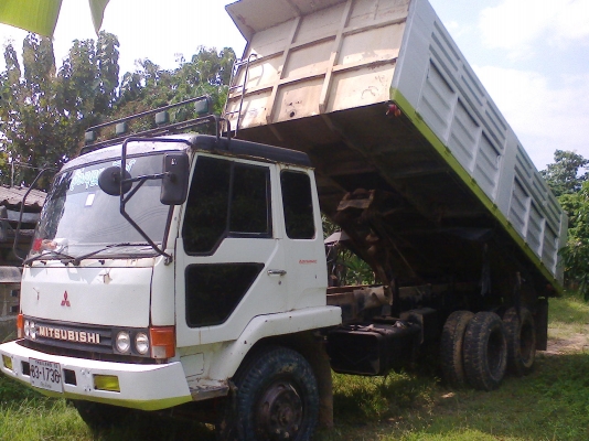 ขายไอ้หลงFN527MA 2เพลาดั้ม สภาพดี ทะเบียนเต็ม แอร์เย็น ในเก๋งสวย ยางสวยทุกเส้น