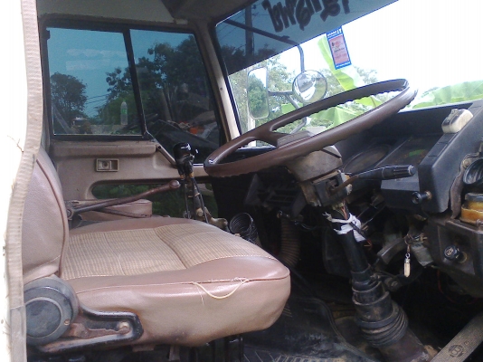 ขายไอ้หลงFN527MA 2เพลาดั้ม สภาพดี ทะเบียนเต็ม แอร์เย็น ในเก๋งสวย ยางสวยทุกเส้น