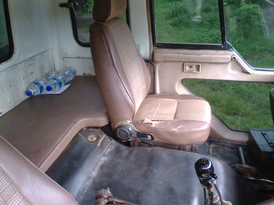 ขายไอ้หลงFN527MA 2เพลาดั้ม สภาพดี ทะเบียนเต็ม แอร์เย็น ในเก๋งสวย ยางสวยทุกเส้น