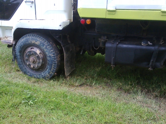 ขายไอ้หลงFN527MA 2เพลาดั้ม สภาพดี ทะเบียนเต็ม แอร์เย็น ในเก๋งสวย ยางสวยทุกเส้น