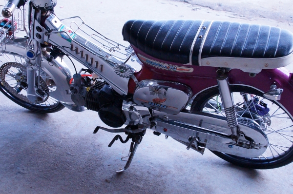 ขาย HONDA C 70 เครื่อง เวฟ 125 ทะเบียนโครง เครื่อง ออกใบซื้อขายให้ รถสวยพร้อมใช้ ครับ