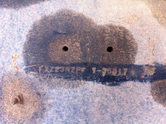 รถอีซูซุ 10 ล้อดั้ม FXZ  270 แรงม้า  ปี 44   สนใจติดต่อ 081 - 6079515