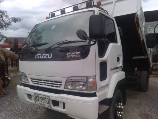 รถหกล้อ อีซูซุ NPR