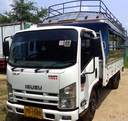 6 ล้อกลาง *Euro.3*  ISUZU  NMR 130 แรงม้า * คอมมอนเรว * ยาว 4.30 ม.* รถสวยเดิม+สวยจริง * รถห้างแท้ *