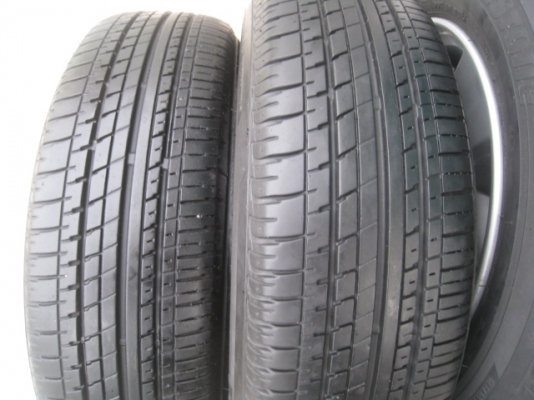 ขายล้อแม็ก Honda Jazz 15"x5.5" et45 4รู100 + ยาง ปี10 (081-3747940)