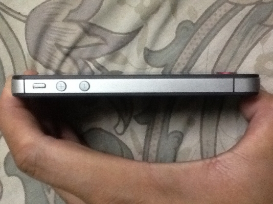 ขายโทรศัพท์iPhon4-4s 2เครื่องเหมาๆไปเลย ขายโทรศัพท์iPhon4-4s 2เครื่องเหมาๆไปเลย