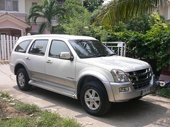 ขายรถ ISUZU Mu 7 3.0 I-TEQ 4WD ปี 2005 เกียร์ออโต้ สีขาวมุข ขายรถ ISUZU Mu 7 3.0 I-TEQ 4WD ปี 2005 เกียร์ออโต้ สีขาวมุข