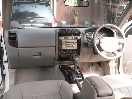 ขายรถ ISUZU Mu 7 3.0 I-TEQ 4WD ปี 2005 เกียร์ออโต้ สีขาวมุข ขายรถ ISUZU Mu 7 3.0 I-TEQ 4WD ปี 2005 เกียร์ออโต้ สีขาวมุข