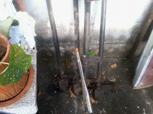 ขายอะไหล่มาสด้า แฟมิเลีย มือสอง มากมายหลายอย่าง 061-3686328 ขายอะไหล่มาสด้า แฟมิเลีย มือสอง มากมายหลายอย่าง 061-3686328