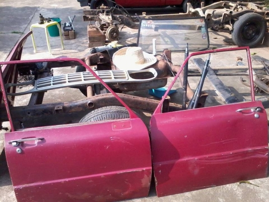 ขายอะไหล่มาสด้า แฟมิเลีย มือสอง มากมายหลายอย่าง 061-3686328 ขายอะไหล่มาสด้า แฟมิเลีย มือสอง มากมายหลายอย่าง 061-3686328