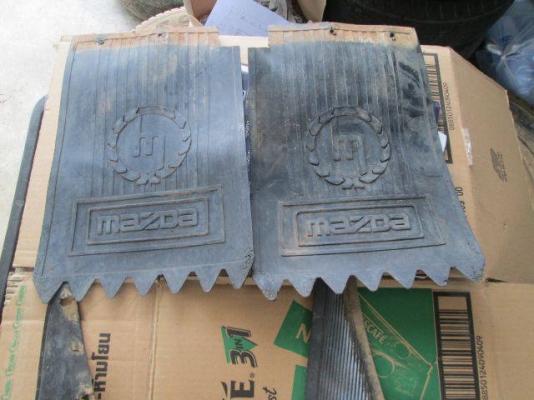 ขายอะไหล่มาสด้า แฟมิเลีย มือสอง มากมายหลายอย่าง 061-3686328 ขายอะไหล่มาสด้า แฟมิเลีย มือสอง มากมายหลายอย่าง 061-3686328