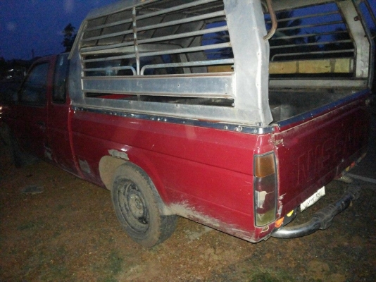 ขายตามสภาพ ใช้งานดีปกติ NISSAN BIG-M TD25 ปี31/89 แค็ปเล็ก ฝาขาว เครื่องแน่นแรงดีไม่หลวม ช่วงล่างแน่นไม่มีส่าย คัสซีสวยไม่ผุไม่ดาม กระบะพื้นดีไม่มีผุ ยางหน้าดี หลังพอใช้ หัวดีภายในเก๋งไม่ผุ คอนโซลครบ แอร์ พ.ธรรมดา สีพอใช้ มีแตกมีกร่อน แต่ตัวรถไมีผุ ระบบไฟ