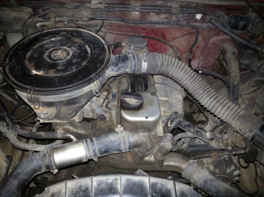 NISSAN BIG M CAB 2.5 MT TD25 ปี 31 เครื่องฝาขาว หัวเก๋งมีแค็ปครบพร้อมใช้งาน เครื่องแน่นแรงดีไม่มีเยิ้ม ภายในเก๋งคอนโซลสวยครบ พวงมาลัยธรรมดา กระบะไม่มีผุ ช่วงล่างคัชซีสวยมากไม่มีผุไม่มีดาม ยางสภาพดี 4 เส้นประมาณ 60\% พร้อมใช้งาน เอกสารทะเบียนครบพร้อมโอน ราค