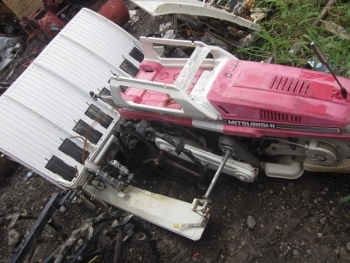 ขาย- รถปลูกข้าว แบบเดินตาม 4 แถว MITSUBISHI พร้อมใช้งาน มือสองเก่าญี่ปุ่น