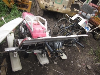 ขาย- รถปลูกข้าว แบบเดินตาม 4 แถว MITSUBISHI พร้อมใช้งาน มือสองเก่าญี่ปุ่น ขาย- รถปลูกข้าว แบบเดินตาม 4 แถว MITSUBISHI พร้อมใช้งาน มือสองเก่าญี่ปุ่น