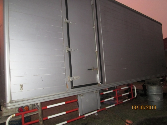 ขายลิฟท้ายกะบอกคู่สภาพพร้อมใช้งาน--- ขายลิฟท้ายกะบอกคู่สภาพพร้อมใช้งาน---