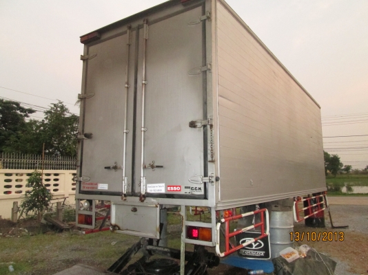 ขายลิฟท้ายกะบอกคู่สภาพพร้อมใช้งาน--- ขายลิฟท้ายกะบอกคู่สภาพพร้อมใช้งาน---