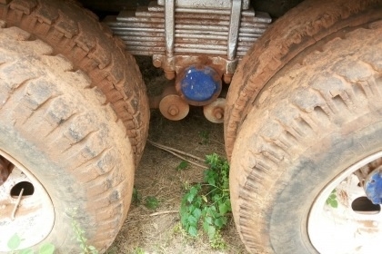 ISUZU TX 165 HP 6BD1 รถหัวยาวสิบล้อดั๊มพ์ 2 เพลา กระบะดั๊มพ์เหล็ก 12 ตันสภาพสวย เครื่องแห้งดีไม่เยิ้ม หัวเก๋งประตูเหล็กสภาพสวยไม่มีผุกร่อน ภายในเก๋งคอนโซลครบพร้อม พวงมาลัยเพาเวอร์ ระบบเบรคทริ๊ปฟี้ครบพร้อม ช่วงล่างใหญ่ชุดเพลาโบกี้ของ ISUZU JUMBO 200 สภาพดี