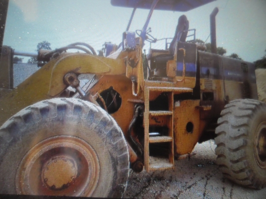 ขายรถตักล้อยาง KOMATSU 530 เอวอ่อนสภาพพร้องใช้งานเอกใบสัญญาซื้อขาย