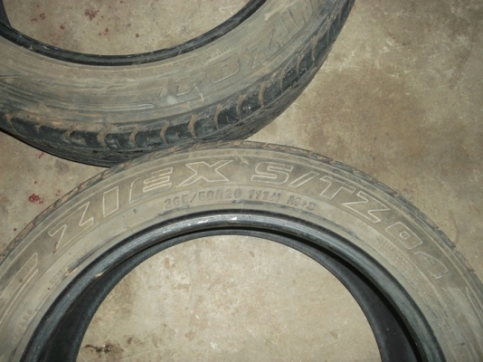 ขายยางขอบ20 ครับ 265/50R20 ZIEXSTZO สภาพok4เส้น ราคา 3000 บาทครับ ขายยางขอบ20 ครับ 265/50R20 ZIEXSTZO สภาพok4เส้น ราคา 3000 บาทครับ