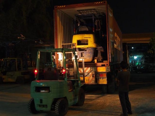 ** LOT 12/10/2556 ** เปิดตู้สดๆ ร้อนๆ เมื่อคืน 1 ตู้ ค่า ^^ จาทยอย เข้ามา อีก 6 ตู้ น่ะค่ะ ^^ สนใจติดต่อขอดูของได้ที่ 083-062-0223 ค่า ** ของแท้ของดี ต้อง ทีดี มอเตอร์เวิร์คส์ เท่านั้น ค่า ^__^