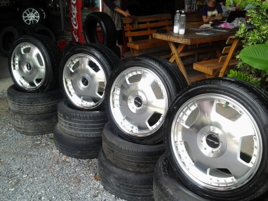 ล้อขอบ 17 4 รู100-5รู100 พร้อมยาง215 /45/ 17 ปี12ราคา15000 เทินล้อเก่า ล้อขอบ 17 4 รู100-5รู100 พร้อมยาง215 /45/ 17 ปี12ราคา15000 เทินล้อเก่า