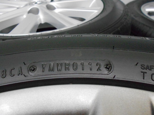 ขายล้อแม็ก Toyota vios 12 ก้าน(รมดำ) ขอบ 15 พร้อมยาง Dunlop ปี 12/เทิร์นได้-ใส่ฟรีค่ะ